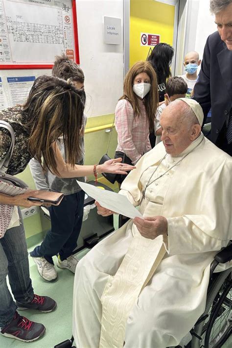 Recovering Pope visits children’s cancer ward before Friday discharge from hospital